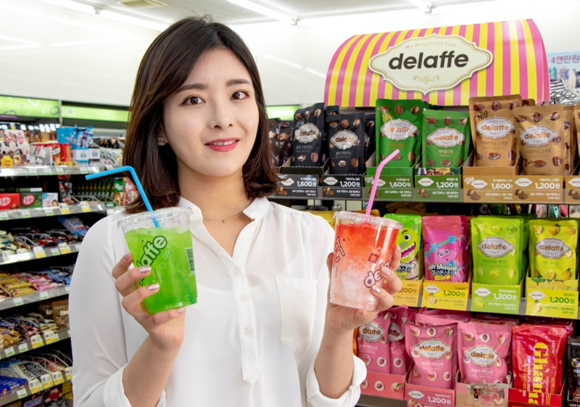 ▲ CU에서 선보인 젤리몬스터. ⓒCU