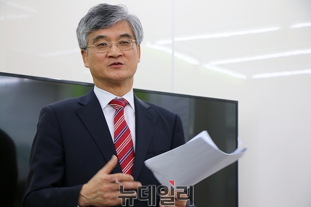 ▲ 홍덕률 대구시교육감 예비후보가 산업체 파견형 현장실습 개선을 주장했다.ⓒ뉴데일리