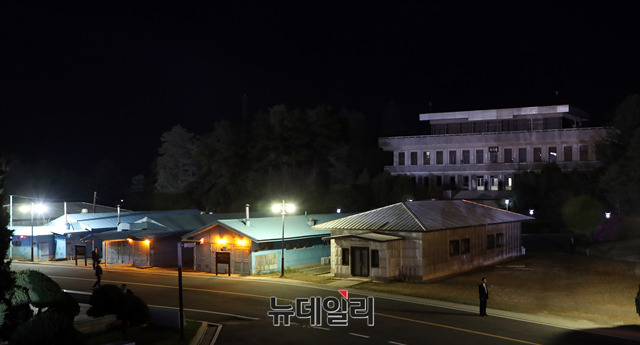 ▲ 지난달 27일 남북정상회담이 열렸던 판문점 평화의집. ⓒ한국공동사진기자단