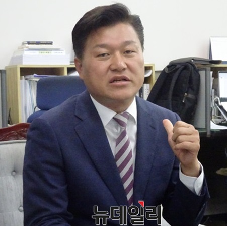 ▲ 바른미래당 신용한 충북지사 후보.ⓒ뉴데일리 D/B