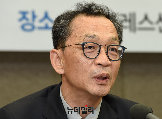 ▲ 주제 발표하는 이현우 서강대 교수 ⓒ 뉴데일리 공준표