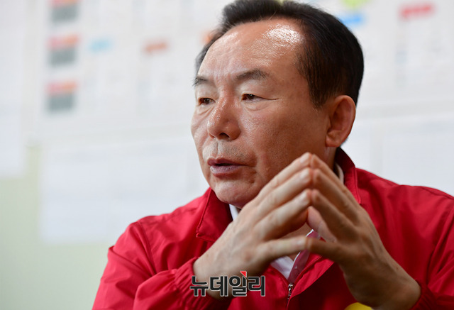 ▲ 자유한국당 이인제 충남도지사 후보. ⓒ뉴데일리 정상윤 기자