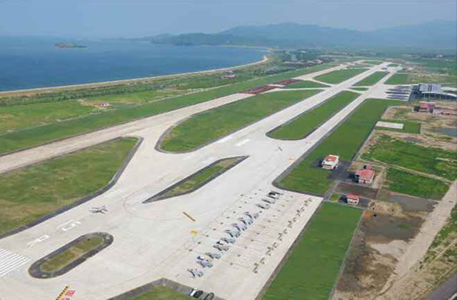 ▲ 풍계리 핵실험장 폐쇄 공개 때 외국 기자들이 거치게 될 원산 갈마비행장. 원산-갈마해양관광지구의 핵심 지역인 갈마반도에 있다. ⓒ北선전매체 화면캡쳐.