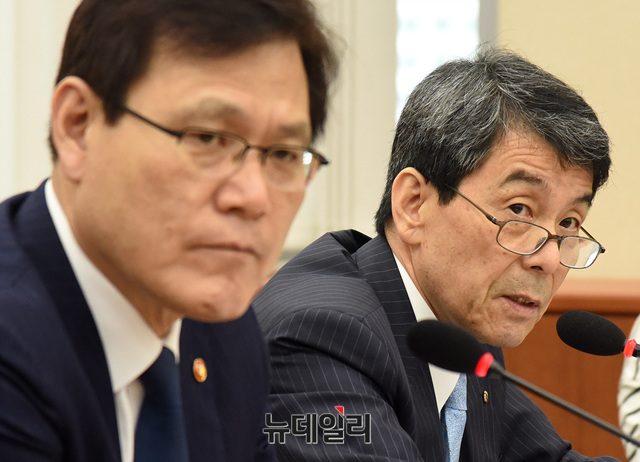 ▲ 왼쪽부터 황록 신용보증기금 이사장, 홍남기 국무조정실장, 최종구 금융위원장, 이동걸 한국산업은행 회장 ⓒ 뉴데일리 공준표