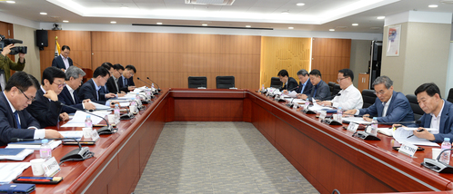 ▲ 충남도가 17일 내년도 정부예산 확보 부처 반영 중간보고회를 갖고 있다.ⓒ충남도