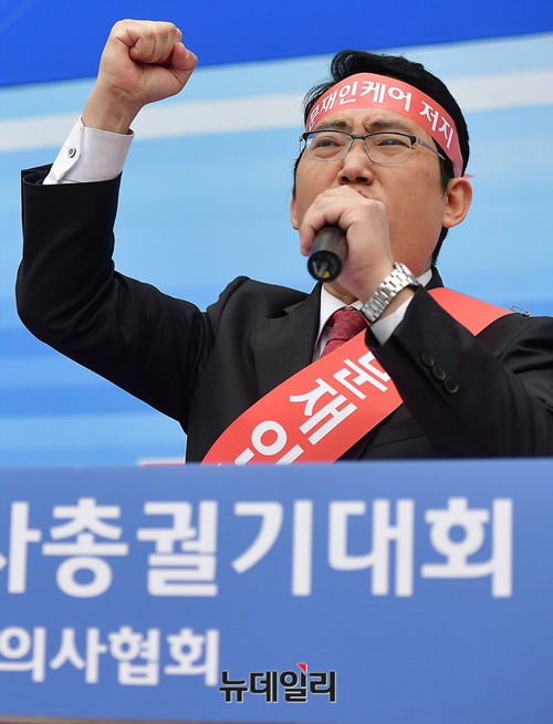 ▲ 최대집(사진) 제40대 대한의사협회 회장. 지난 3월 의협 회장으로 선출된 그는 5월 1일부터 임기를 시작했다. 의협 회장의 임기는 3년이다. ⓒ뉴데일리 정상윤 기자