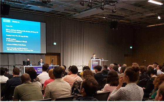 ▲ 신풍제약은 지난 16일∼18일 스웨덴 예테보리에서 개최된 2018 유럽뇌졸중학회(ESOC)에서 뇌졸중 치료제 후보약물인 'SP-8203'의 전기2상 임상결과를 발표했다. ⓒ신풍제약