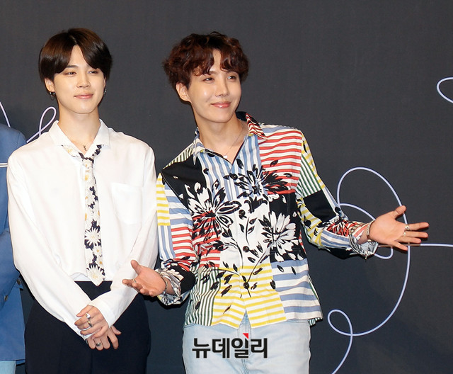 ▲ 방탄소년단의 지민과 제이홉. ⓒ 이기륭 기자