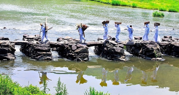 ▲ 농다리축제(농사철 다리밟기).ⓒ진천군