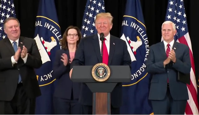 ▲ 지나 해스펠 美중앙정보국(CIA) 국장 취임식에 나온 트럼프 美대통령과 '대북전략담당자들'. 단상의 트럼프 대통령 뒤로 마이크 폼페오 美국무장관, 지나 해스펠 美CIA 국장, 마이크 펜스 美부통령이 보인다. ⓒ美백악관 공개영상 화면캡쳐.