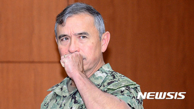 ▲ 2017년 8월 외교부를 찾아 강경화 장관을 기다리는 해리 해리스 태평양 사령관. ⓒ뉴시스. 무단전재 및 재배포 금지.