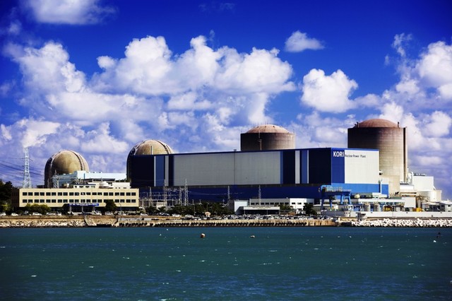 국내 원자력발전소 가동률이 50%대까지 추락했다. 사진은 고리원전 ⓒ한수원