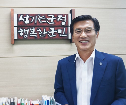 ▲ 3선에 성공한 홍성열 당선자.ⓒ홍성열 선거사무소