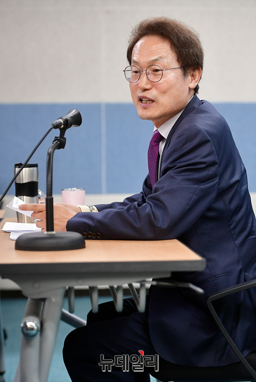 ▲ 조희연 서울교육감 당선자가 14일 서울시교육청에서 진행된 당선 기자간담회에 참석해 발언하고 있다. ⓒ뉴데일리 정상윤 기자