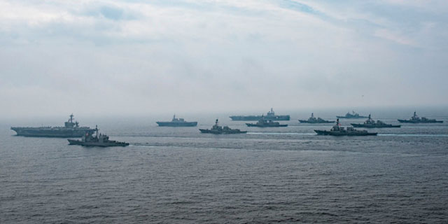 ▲ 2017년 10월 전후 한반도 주변에 전개했던 美해군의 3개 항모 강습단이 이동하는 모습. ⓒ美해군 공개사진.