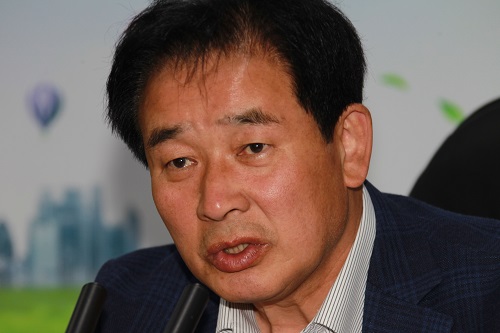 ▲ 송기섭 충북 진천군수가 18일 간부회의을 주재했다.
ⓒ진천군