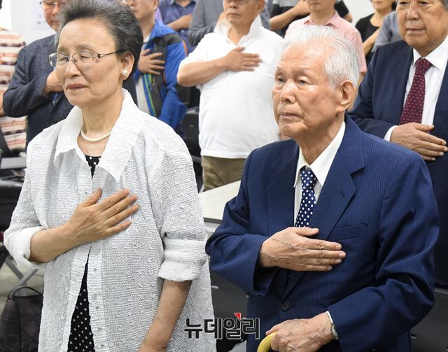 ▲ 이날 개소식에는 이승만 전 대통령의 양자인 이인수 박사 내외도 참석했다. ⓒ뉴데일리 공준표