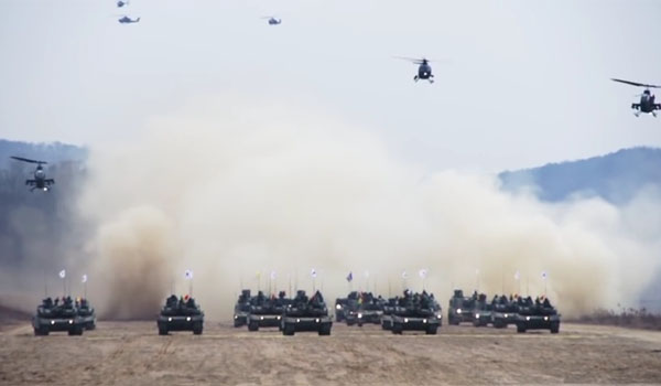 ▲ 2016년 2월 실시한 육군 제20기계화사단 전투장비 기동훈련. 제20기계화사단은 제7기동군단 예하 부대다. ⓒ유튜브 관련영상 캡쳐.