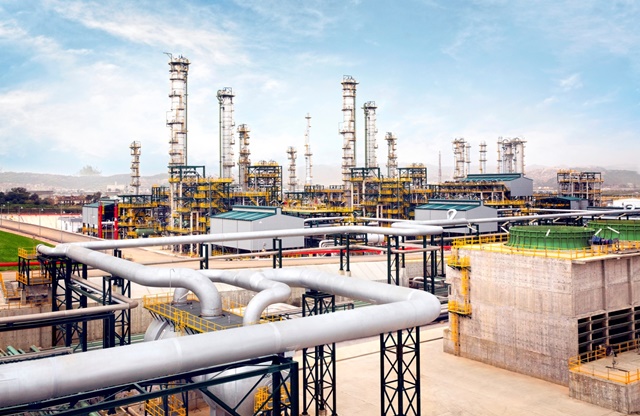 ▲ 자료사진. 삼성엔지니어링이 준공한 알제리 스킥다 정유플랜트 전경. ⓒ삼성엔지니어링