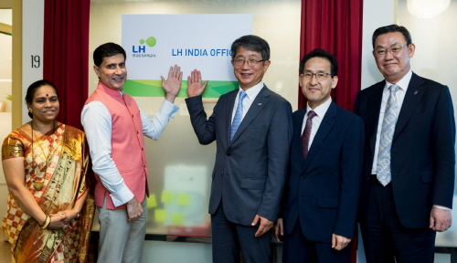 ▲ LH는 10일 국내 건설공기업 최초로 인도 뭄바이에 사무소를 개소했다. ⓒ LH