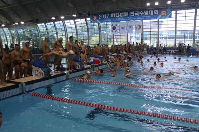 ▲ 김천시는 오는 19일부터 23일까지 5일간 김천실내수영장에서 ‘2018 MBC배 전국수영대회’를 개최한다.ⓒ김천시