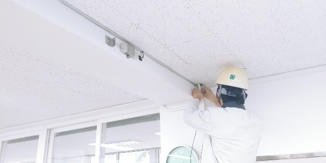 ▲ 지진 감시센서 설치 장면.ⓒ포항시