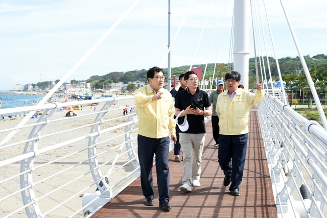 ▲ 주낙영 경주시장이 휴양지 시설을 방문해 시설을 둘러보고 운영현황을 점검했다.ⓒ경주시