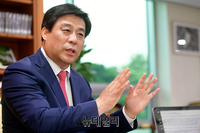 ▲ 자유한국당 김선동 의원(재선·도봉구을)은 26일 뉴데일리와 인터뷰에서 