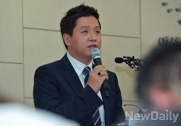 ▲ 임태훈 군 인권센터 소장은 2014년 8월 서울 영등포 소재 군인권센터에서 [28사단 집단구타 사망사건 2차 브리핑]을 통해 윤 일병의 사망원인을 놓고 군 당국이 은폐를 주도 했다는 주장을 했다. ⓒ뉴데일리 DB