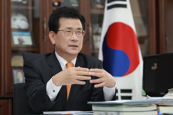 ▲ 이시종 충북도지사.ⓒ충북도