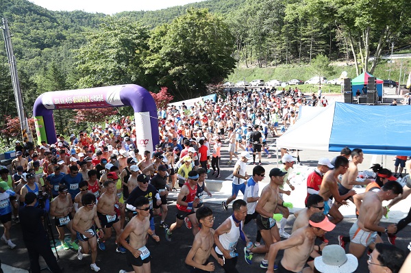 ▲ 지난달 열린 꼬부랑길 마라톤 대회 모습.ⓒ보은군