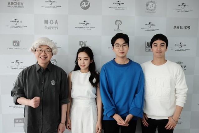 ▲ 왼쪽부터 김홍기 작가 겸 MC, 황세희 하피스트, 최재혁 작곡가, 이원준 배우.ⓒ유니버설뮤직코리아