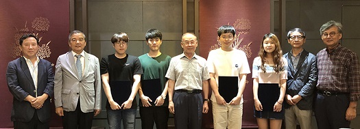 ▲ 23일 서울 광진구 건국대학교 동문회관에서 '수의과대학 내리사랑 장학금 수여식'이 진행됐다. ⓒ건국대