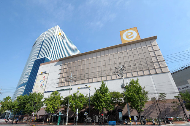 ▲ 이마트 성수점 전경. ⓒ이마트