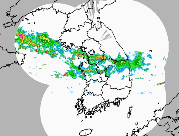 ▲ 28일 오전 10시45분 현재 레이더 일기도.ⓒ기상청