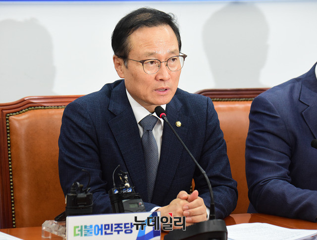 ▲ 더불어민주당 홍영표 원내대표. ⓒ뉴데일리 이종현 기자