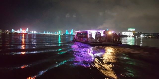 ▲ 포항크루즈 야간 특별 운항장면.ⓒ포항크루즈