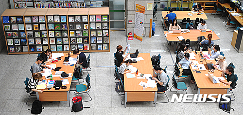 ▲ 설치 학과 성향에 따라 대학별 남녀학생 비율이 차이를 보이는 것으로 나타났다. ⓒ뉴시스