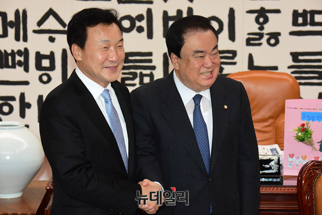 ▲ 바른미래당 손학규 대표(왼쪽)와 문희상 국회의장. ⓒ뉴데일리 이종현 기자