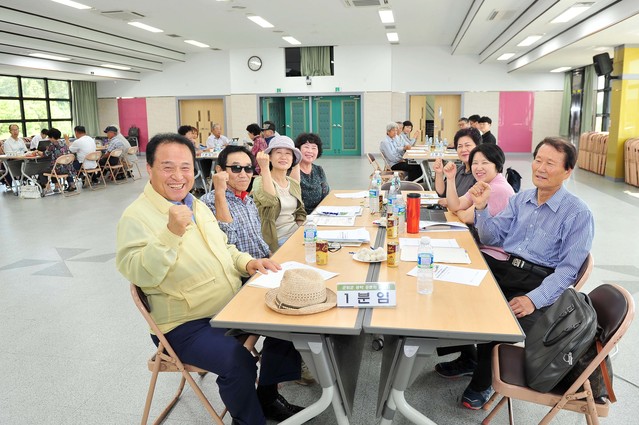 ▲ 군위군은 5일 군청 대회의실에서 열린 군위군 공약공론화위원회 3차 회의에서 평가대상 안건을 최종 승인했다.ⓒ군위군