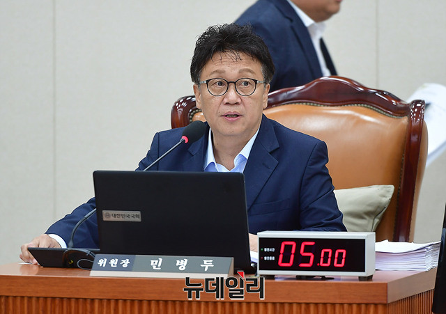▲ 더불어민주당 민병두 의원. ⓒ뉴데일리 정상윤 기자