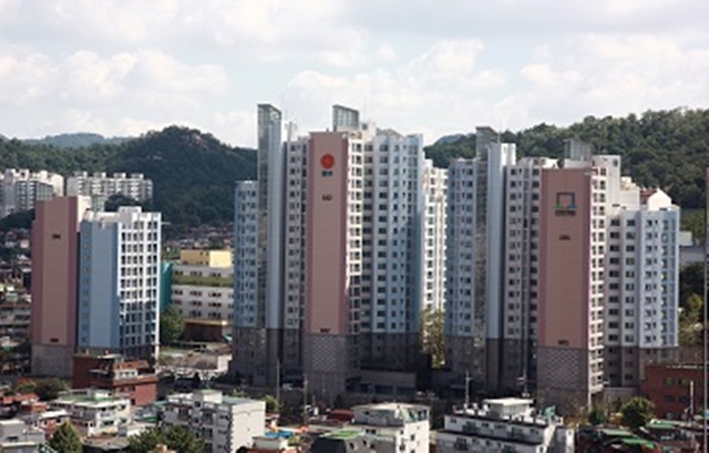 ▲ 자료사진. '녹번역 센트레빌'. ⓒ뉴데일리경제 DB