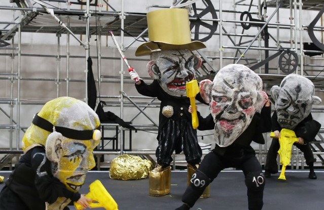 ▲ 오페라 '니벨룽의 반지-라인의 황금' 프레스 리허설에서 출연진이 공연 일부를 시연하고 있다.ⓒ연합뉴스