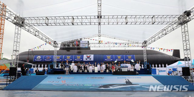 ▲ 지난 9월 14일 대우조선해양에서 열린 3,000톤급 잠수함 '도산 안창호'함 진수식. ⓒ뉴시스. 무단전재 및 재배포 금지.