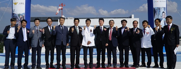 ▲ (재)베스티안이 4일 충북 오송생명과학단지내 ‘베스티안 메디클러스터’에서 준공식을 열고, 본격적인 진료에 들어갔다.ⓒ(재)베스티안