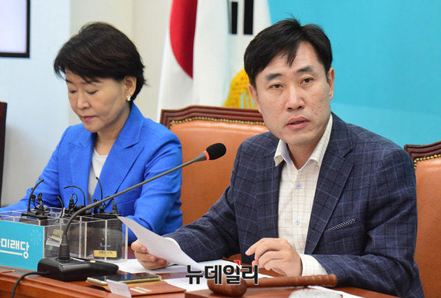 ▲ 하태경 바른미래당 최고위원이 5일 오전 국회에서 열린 최고위원회의에서 발언하고 있다. ⓒ뉴데일리 DB