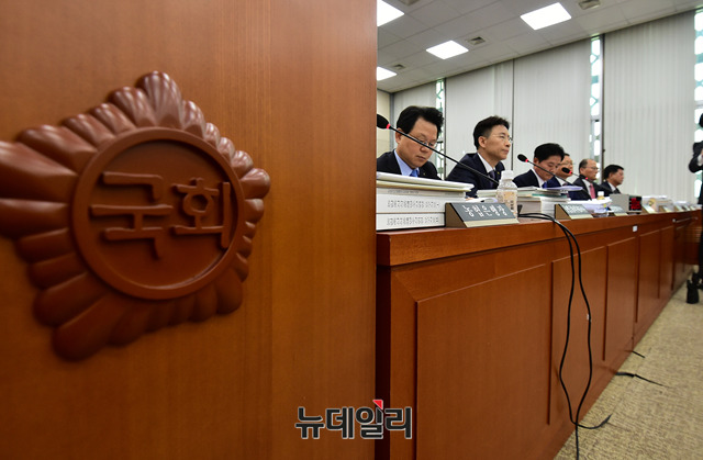 ▲ 국회 농림축산식품해양수산위원회가 16일 농협에 대한 국정감사를 진행하고 있다. ⓒ뉴데일리 이종현기자