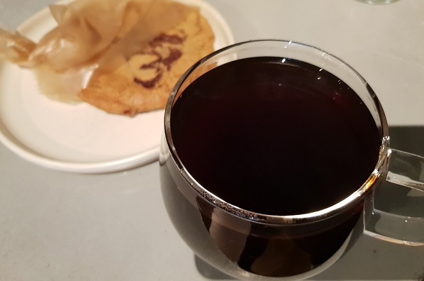 ▲ 일본 도쿄 오모테산도 블루보틀에서 핸드드립 커피 한잔으로 여유를 즐겼다. ⓒ뉴데일리 임소현 기자