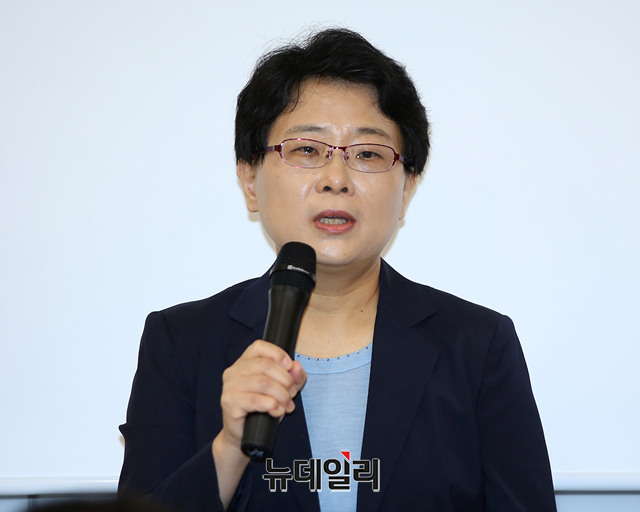 ▲ 홈플러스는 이르면 12월 지역형 커뮤니티몰을 지향하는 ‘코너스 바이 홈플러스’(이하 코너스)을 선보인다. '코너스'는 임일순 홈플러스 대표이사 사장 취임 이후 두 번째 새로운 형태의 점포다. 새로운 시도는 임 사장의 아이디어로부터 비롯됐다. 아이의 엄마이자 주부로서의 경험이 새 프로젝트 곳곳에 묻어났다.ⓒ뉴데일리