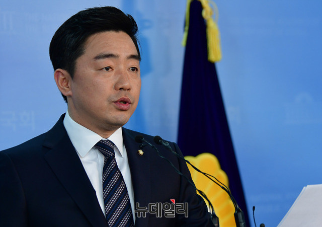 ▲ 더불어민주당 강훈식 의원. ⓒ뉴데일리 정상윤 기자